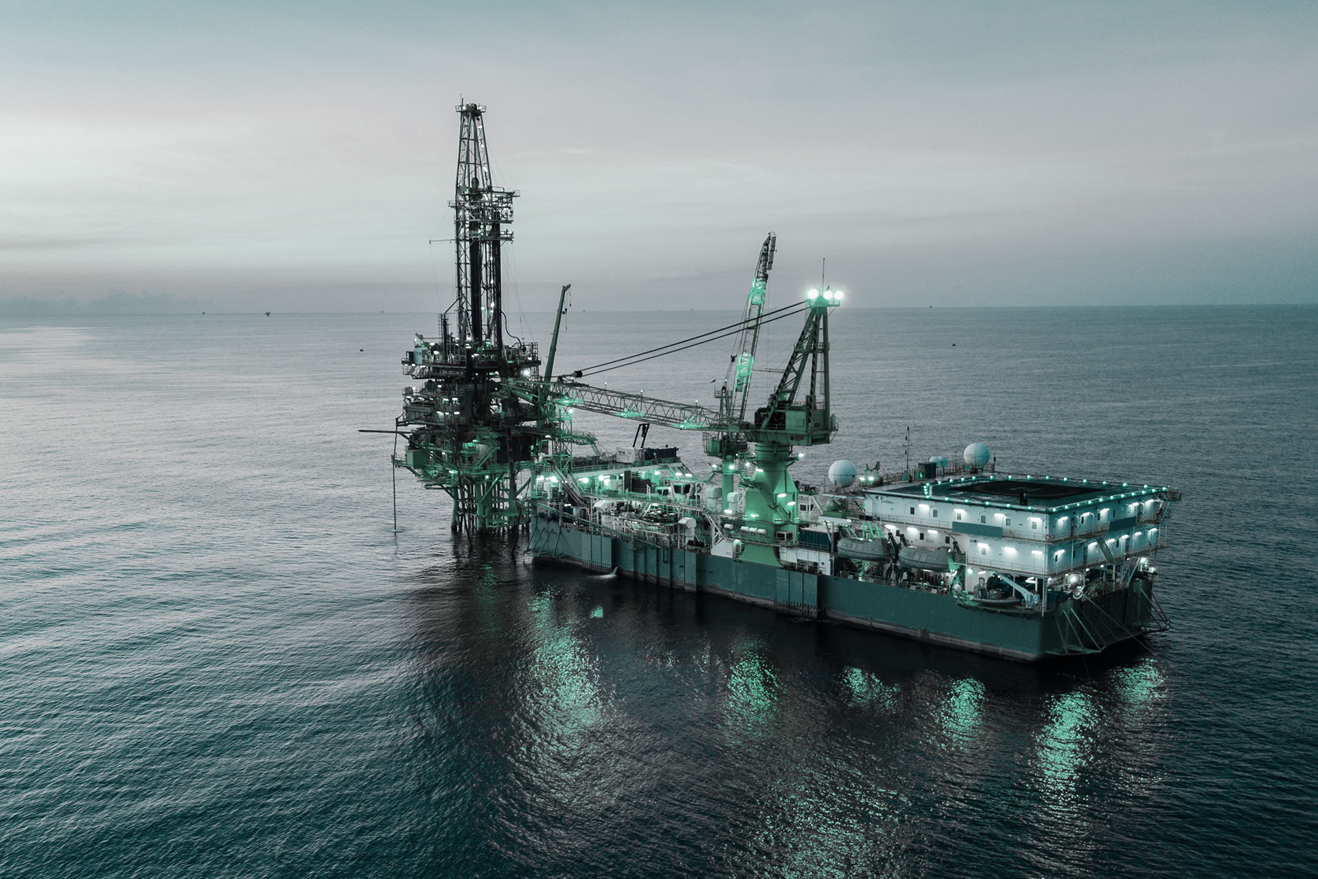 Flotels / Offshore accommodation